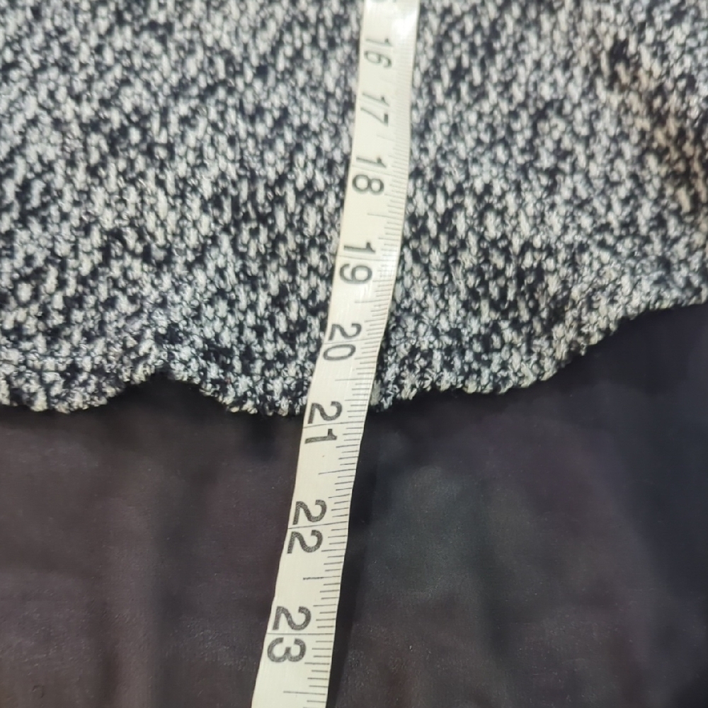 Size S Lush Black and White Long Sleeve Knit Top - Picture 12 of 15